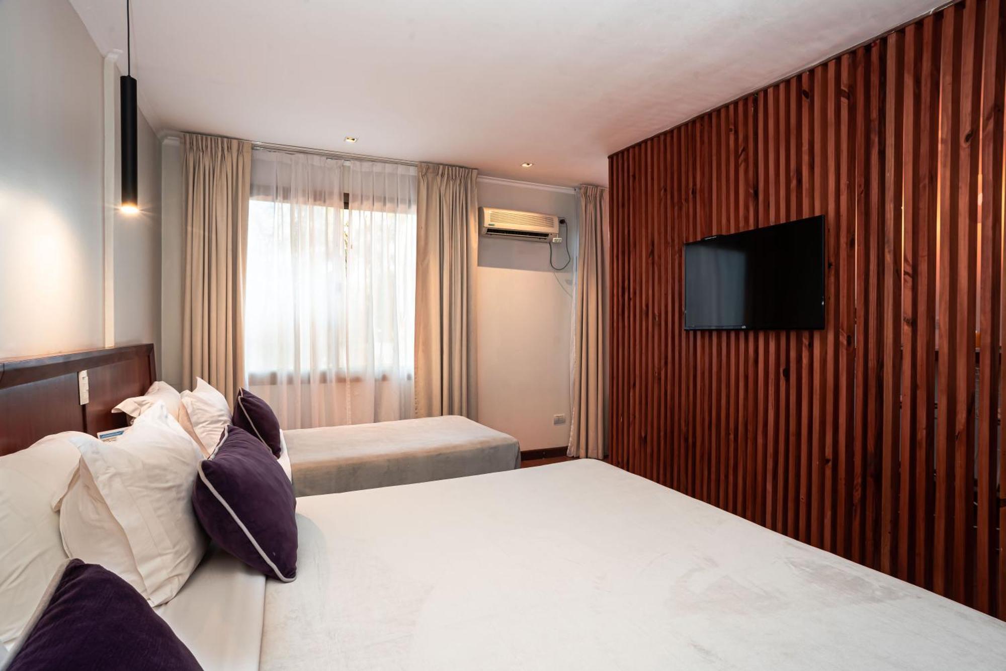 Hotel Saint George ปูแอร์โตอีกวาซู ภายนอก รูปภาพ