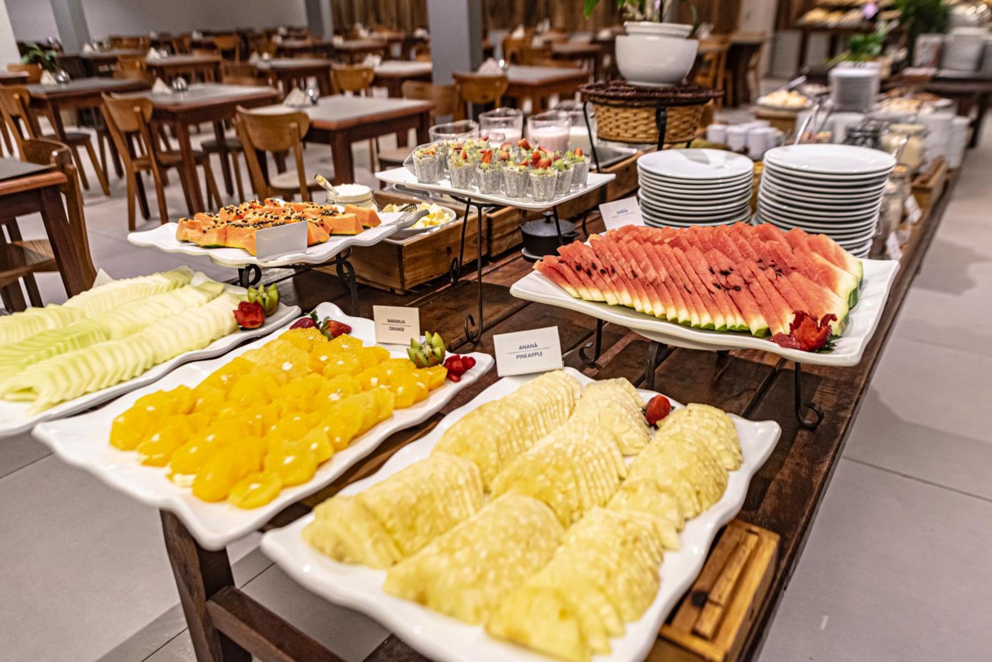 Hotel Saint George ปูแอร์โตอีกวาซู ภายนอก รูปภาพ