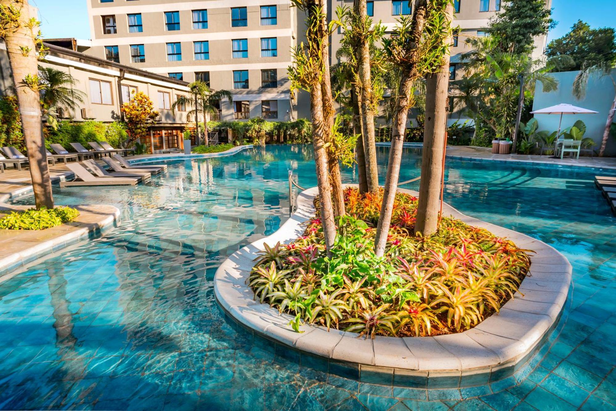 Hotel Saint George ปูแอร์โตอีกวาซู ภายนอก รูปภาพ